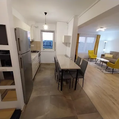 Coresi Mall Apartments, 52 Stefan Baciu, * Brasov