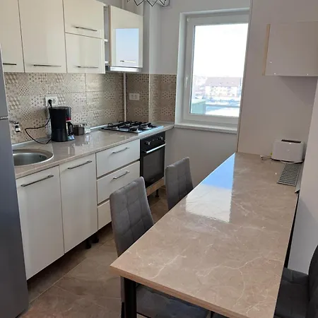Coresi Mall Apartments, 52 Stefan Baciu, Apartment *